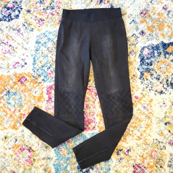 Sold Cabi black moto zipper detail skinny jegging style 516 - Picture 1 of 7